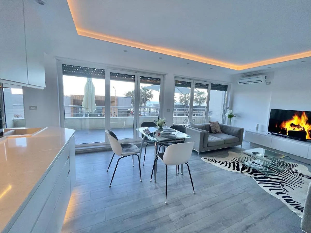 Currila Durres Vacations Appartement Albanië