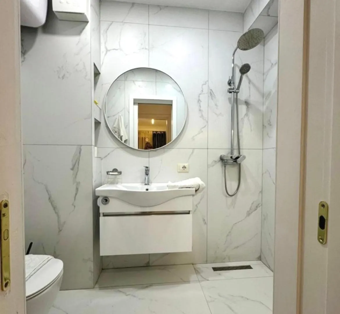 Appartamento Currila Durres Vacations 0*,